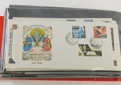 Various Lincoln related first day covers, Lincoln City FC, Dambusters etc. (a quantity) - 6