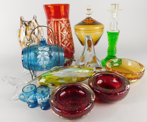 A collection of Art Glass