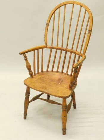 A mid 19thC ash and elm Windsor chair