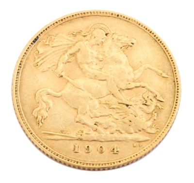 An Edward VII gold half sovereign, dated 1904, 4.0g.