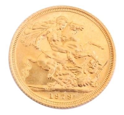 An Elizabeth II gold sovereign, dated 1979, 8.0g.