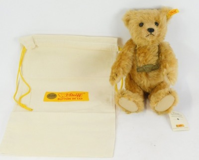 A Steiff 1902-2002 Anniversary Teddy bear, with labels, 25cm high. - 5