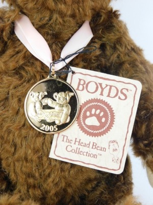 A Steiff Boyd's Head Bean Collection brown Teddy bear, with labels, 30cm high. - 3