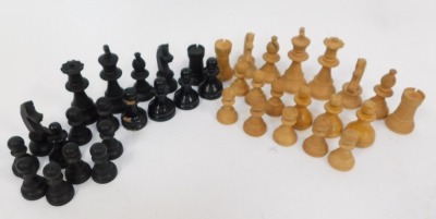 A Staunton pattern wooden chess set, the knights 8cm high. (boxed) - 2