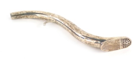 A George III Scottish silver feeding tube or sick syphon, of plain S scroll form, with pierced hinged end, probably Edinburgh, 1801, 17cm long, 1oz.