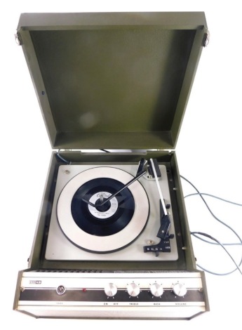 An ITTKB record player, with turntable and plastic arm in fitted case, 39cm wide.WARNING! This lot contains untested or unsafe electrical items.  It is supplied for scrap or re-conditioning only. TRADE ONLY 