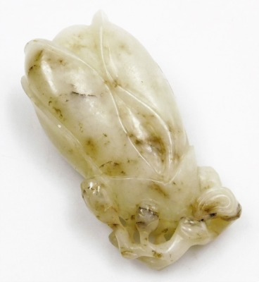 A Chinese white jade carving of a flower, 6.5cm high, together with a jade and white metal paper clip of gourd form, with engraved decoration, 7cm wide. (2) - 3