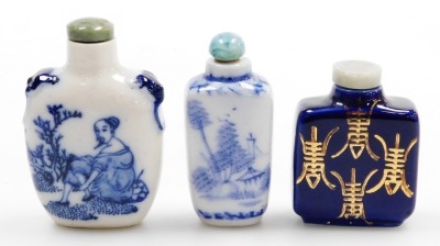 A collection of Chinese porcelain and other snuff bottles, decorated with dragons, flowers, etc. (a quantity) - 10