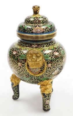 A Chinese cloisonne tripod incense burner and cover, with scrolling peony decoration, gilt lion mask and ring handles, 15cm high. (AF) - 4