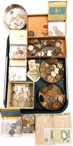 A group of decimal and pre decimal GB coinage, world coinage, etc., to include 20thC pennies, two shillings, Greek, Italian, American, Swiss coinage, etc. (1 tray)