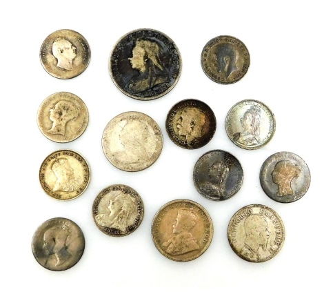 A group of GB pre decimal silver coinage, to include a Victorian 1899 shilling, 1910 threepence, 1842 fourpence, etc. 28.3g.