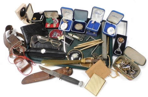 Gentleman's cufflinks and tie pins, gold plated Parker pens, BMA 25 years commemorative medallion, compact, glasses, and sundries. (a quantity)