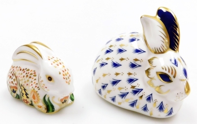 A Royal Crown Derby imari paperweight modelled as rabbit, and another modelled as baby Rowsley rabbit, exclusively for Sinclairs, signed. (2) - 2