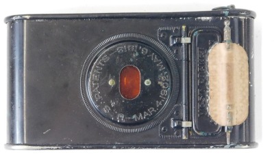 Camera and optics equipment, comprising an Ilford Sporti camera, a Kodak Brownie, Kodak box camera, a Kodak Carlinc box camera, a three draw brass and canvas bound telescope, and a three draw telescope with black metal casing. (1 tray) - 3