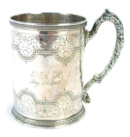 A Victorian Hall & Co of Manchester silver christening mug, inscribed ERH August 4th 1962, London 1870, 5oz, 9cm high.