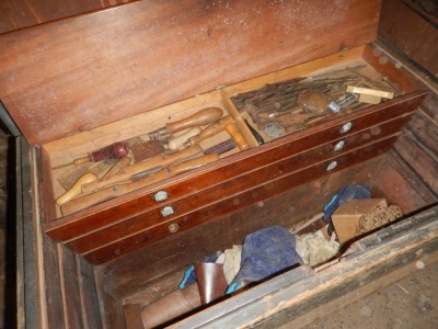 A Victorian pine carpenter's chest with carrying handle, the hinged lid opening to reveal a fitted mahogany suite of compartments and drawers, and the contents, 95cm x 54cm x 54cm. - 2