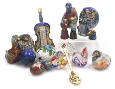 A group of modern cloisonne, to include owls, 5cm high, birds, eggs, cello with thermometer, 12cm high, etc. - 8