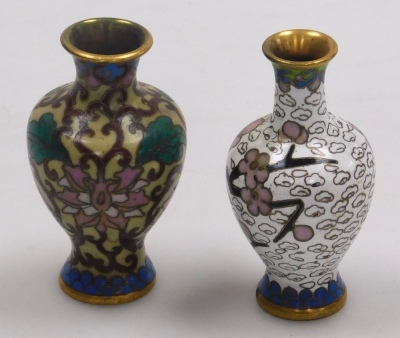 A group of Chinese cloisonne, to include miniature baluster vases, egg cup, lidded trinket boxes of cylindrical form, largest 6cm diameter, etc. - 12