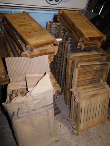 A group of bamboo trays, various sizes, plate stands, soap dishes, etc. Note: VAT is payable on the hammer price of this lot at 20%.