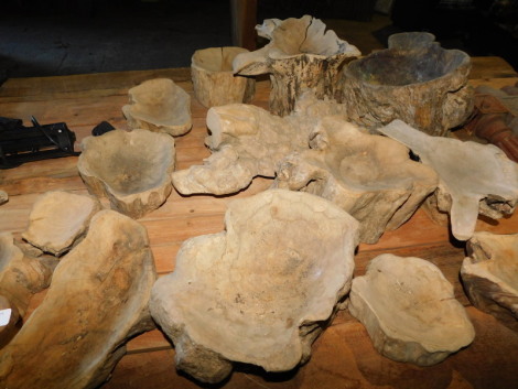 A group of wood carving bowls, various shapes and sizes. Note: VAT is payable on the hammer price of this lot at 20%.