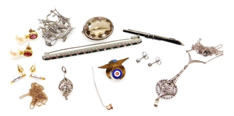 Silver and costume jewellery, including an early 20thC Continental paste set pendant on chain, silver and citrine set brooch, green and white paste set bar brooch, silver and black enamel brooch formed as a ski, earrings, etc.