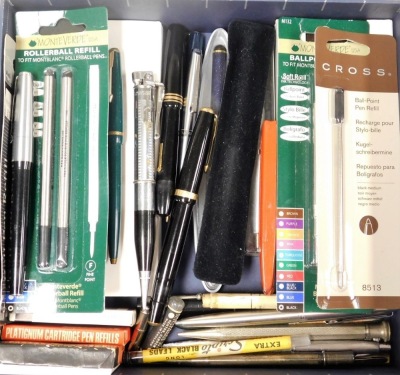 A group of pens and writing related equipment, to include a Parker fountain pen in black leather case with a 14k nib, a Conway Stewart 58 fountain pen in black coloured casing with 14ct nib, various ink cartridges, ball point pens, Faber-Castell drawing i - 3