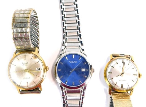 Gentleman's wristwatches, comprising an Accurist stainless steel cased wristwatch, a Kinigle automatic gents wristwatch, on expanding plated strap and case, and a Sekonda shockproof wristwatch. (3)