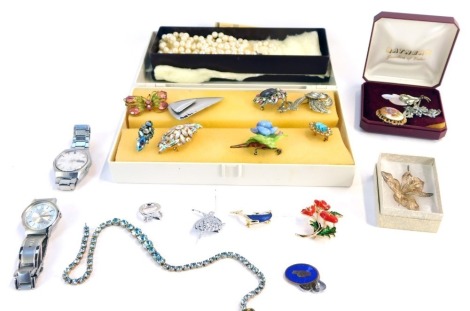 A group of costume jewellery, comprising a floral posy brooch, filigree lily brooch, wristwatches, faux pearl necklaces, etc. (a quantity)