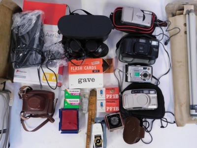 Audio and technics equipment, comprising a pair of plastic cased opera glasses, two sets of headphones, a Lima Rocket tester, a Pullman flash, One Four Digibox, modern cameras, cased binoculars, projector, etc. (1 box) WARNING! This lot contains untested - 3