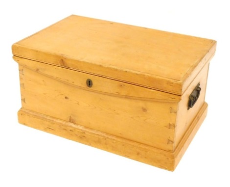 A pine blanket box, of plain design, with oval lock plate, 34cm high, 66cm wide, 44cm deep.