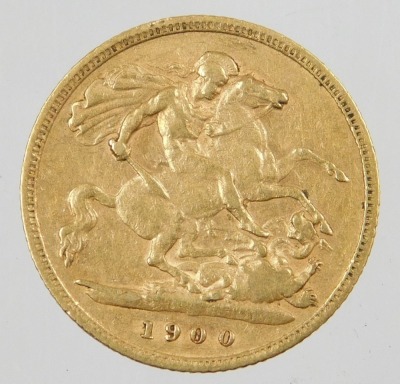 A Victorian half gold sovereign, dated 1900, 4g. - 3