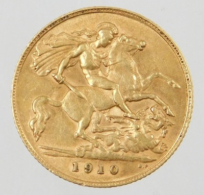 An Edward VII half gold sovereign, dated 1910, 4g. - 3