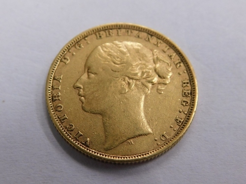 A Victorian gold full sovereign, 1881, Bun Head, Melbourne mint.