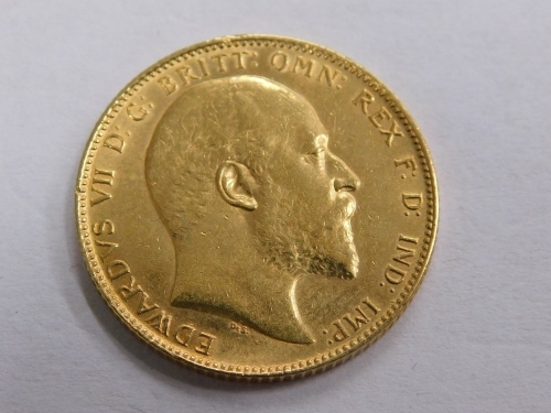 An Edward VII gold full sovereign, 1902.