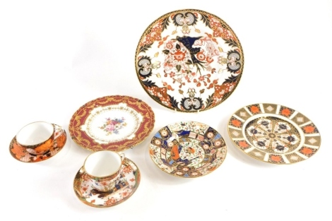 Various cabinet plates, Royal Crown Derby Imari pattern, and others, various other Crown Derby cabinet plates, Coalport, tyg, decorated with panels of flowers, 17cm high. (a quantity, AF)