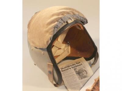 A rare 1960's crash helmet - 2